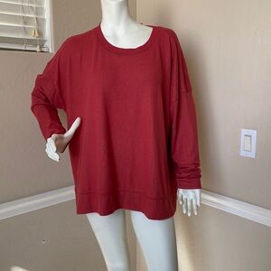- Woman’s lucky brand top